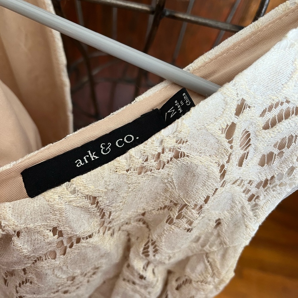 Ark & co cream, floral & lace dress vintage dress. - Picture 3 of 4